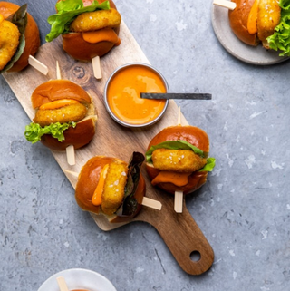 Leader Broccoli and Cheese Bite Buns