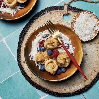 Vanilla Rice Pudding with Patties Gluten-Free Crepe Roses